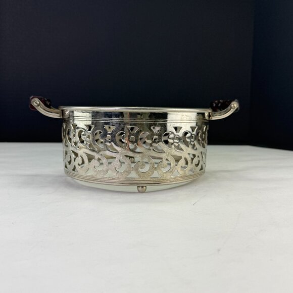 Vintage Manning Bowman Filigree Silverplate Serving Dish Ring With Handles - Picture 3 of 14